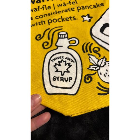 Trader Joe's, waffles and toast shopping bag - Picture 4 of 8
